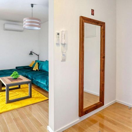 Luxury Apartments Hills Вир Екстер'єр фото