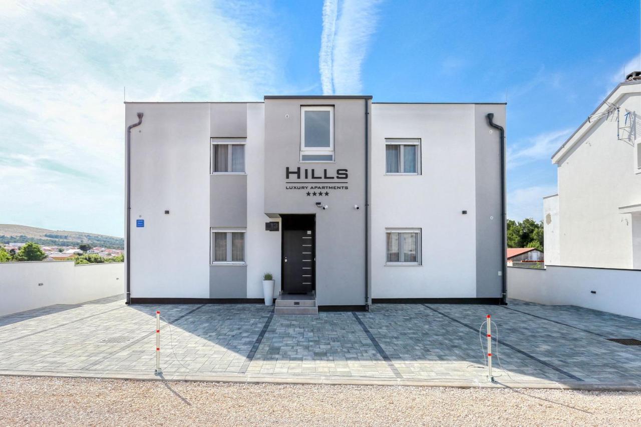 Luxury Apartments Hills Вир Екстер'єр фото